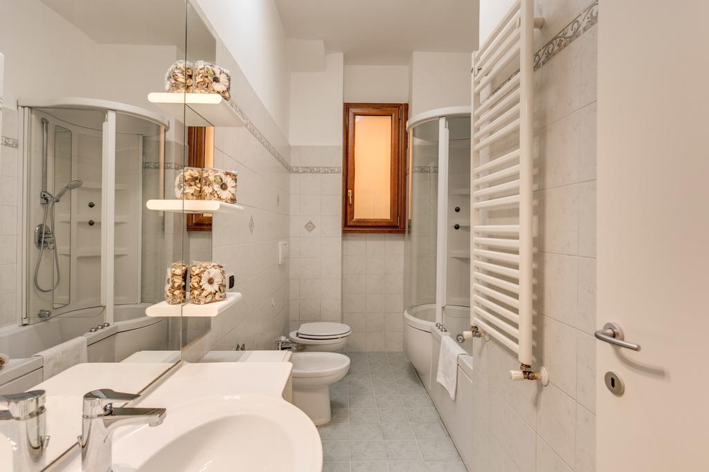 M&L Apartment - Caracalla Holiday Рим Номер фото